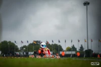 Léger continue à dominer le Handikart en Super Manche