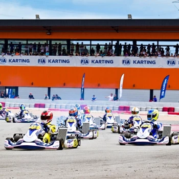 🚨 Championnat d'Europe FIA Karting Arrive and Dri...